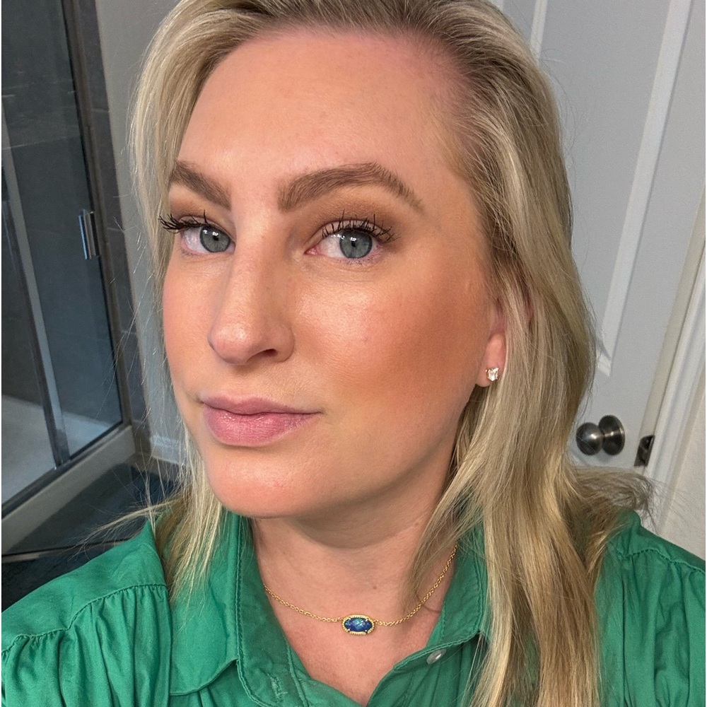 Meet your Posher, Candace